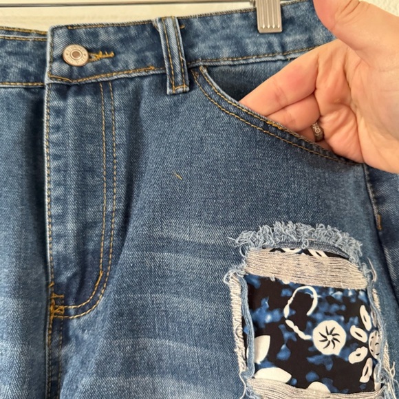 Floral Patchwork Raw Hem Denim Shorts Medium Boho Festival Edgy High Waist - Picture 5 of 12